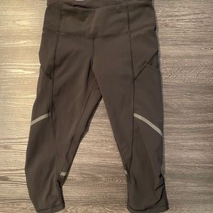 Lululemon crop running tights